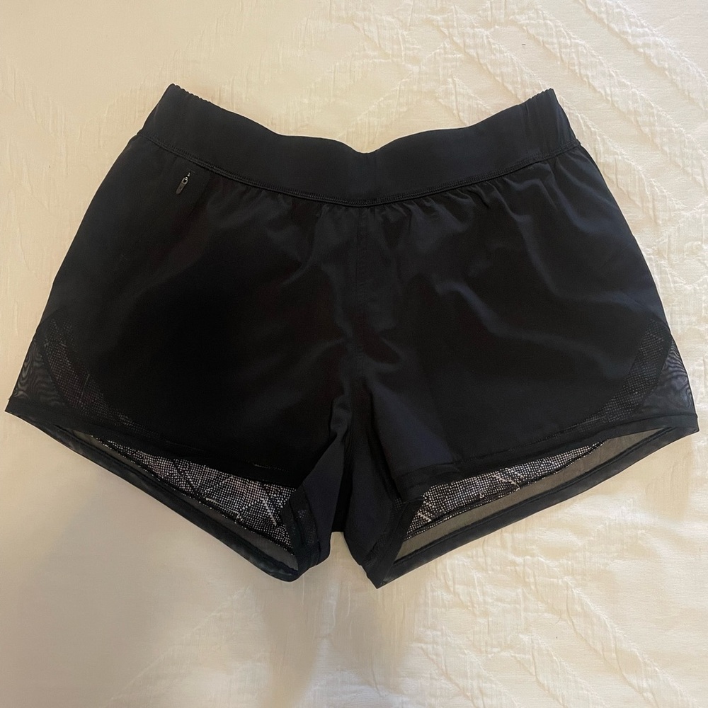 Lululemon black shorts